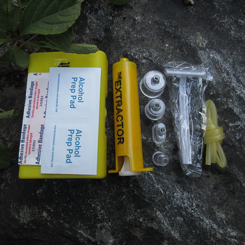 Outdoor Venom Extractor